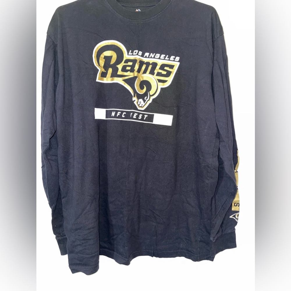 Majestic brand Los Angeles, Rams used long sleeve T-shirt.
